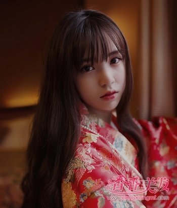 �������˾�����ͼƬ Ůʿ���˷������