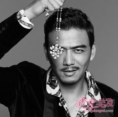 ���ϡ�ǿ�ǡ�С���������� ��˸5�������ʿ�̷�����