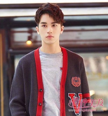 ˧��ѧ����κ�޴󰮵�¶���̷����� ��Ҳ������һ��