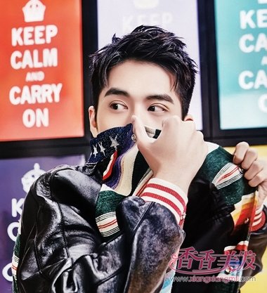 ˧��ѧ����κ�޴󰮵�¶���̷����� ��Ҳ������һ��