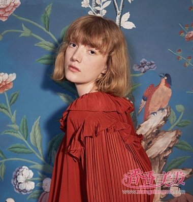 2018�������ж̷���ͼƬ����ɫ 2018���¶̷�������ɫ