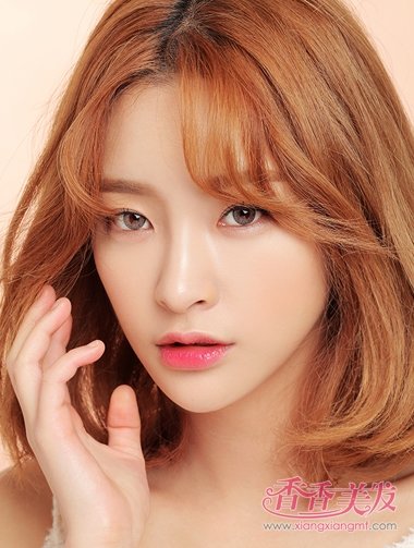 2018�������ж̷���ͼƬ����ɫ 2018���¶̷�������ɫ