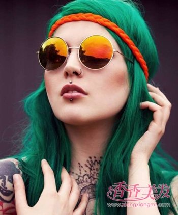 ʲô��ɫ��ͷ���Ե�Ƥ���� ͷ��Ⱦʲô��ɫ����