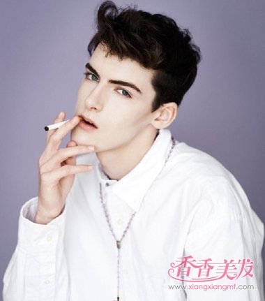 ͷ�����������ͷ�Եúܳ�Ӧ����ô�� ��������������ͻᱩ¶�������Ӵ