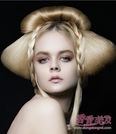 �����ͷ��ʹǰ������ �����ö�ͷͷ������