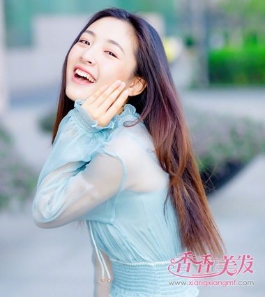 ���¹�װ�İ���ⳤ��ƮƮ����ɰ� ��ٻ�ഺ��Ů��������