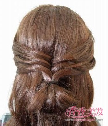 Ů����Ư�����͵Ĳ��� СŮ����Ư���ķ�������