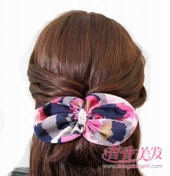 Ů����Ư�����͵Ĳ��� СŮ����Ư���ķ�������