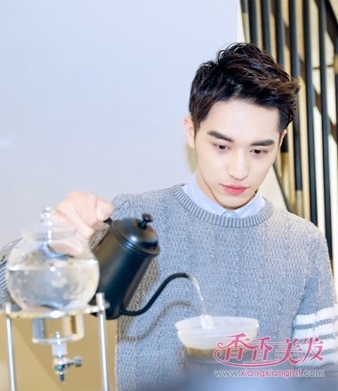 ��κ�޻�������ǿ�ƿ��ã� ��κ�޺�ɫƫ��̷����͵���������