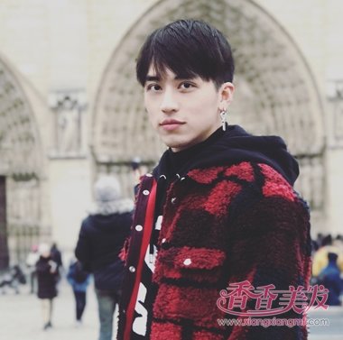 ��κ�޻�������ǿ�ƿ��ã� ��κ�޺�ɫƫ��̷����͵���������