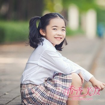 ��Ư���ķ������� 8-9��СŮ����Ư������