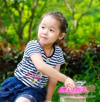 ��Ư���ķ������� 8-9��СŮ����Ư������