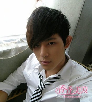 ׯ�ȫ�������һ���������ұ��ǰ�Բ�͵ķ���