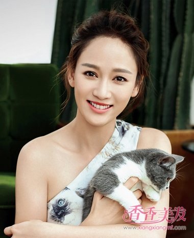 ���Ƕ������ļ�����ģʽ ���𳤷����ϳ�ȹ�ĳ��Ƕ�ǳЦ��Ȼ