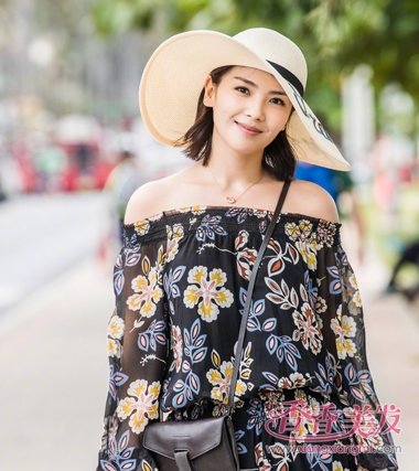 ������ʫʫ���Ƕ̷���¶��װ һ������һ����������