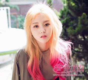 2018Ů������ʲô������ɫ 2018�����з�����ɫͼƬ