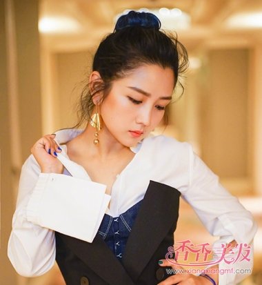 �ν�ͷ����������ɫͼƬ ��������ͷ����ɫ