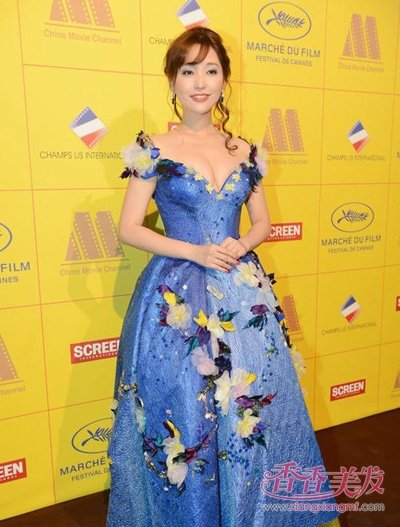 ��ر�����ȹ+����������Ψ�� �쿴��λŮ���ǵ���ɫ��ȹ�������