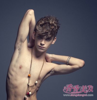 qqͷ��б�ӿ˷���ͼƬ С�����Լ�б�ӿ���