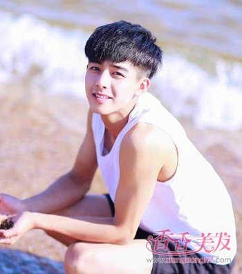 ���������ɫ���� 2018���ʿ��ͷ����