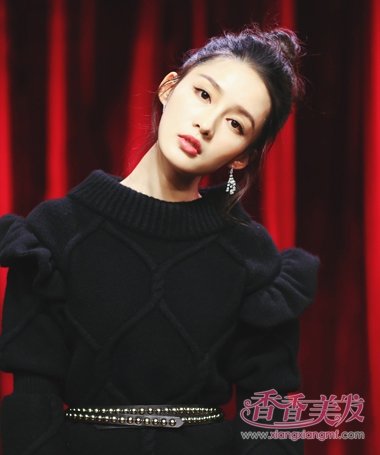 �����Ϸ��� ����׵�İ�Ƭ�� ���߿ɰ�����Ů����������̫����