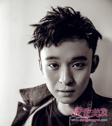 �����ȡ�ק�������Ķ��ӽ� ������ˬ��ɫ�̷�����