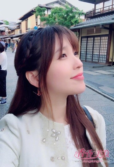 ��ɯ���ı෢������ ����˭�ı෢�����壿