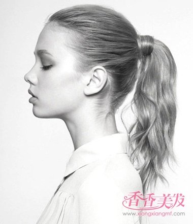 Ů������ӵ��Ư������ ��ͷ��Ư���˶�ʱ�ķ���