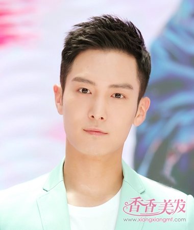 ����ͷ������һ�ߵķ��� ��ʿ�������Ĳ���ÿ�������һ��