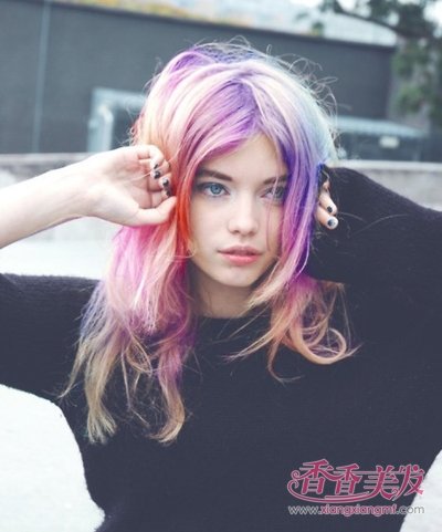 Ⱦʲô��ɫ��ͷ�����Ե��˰׿ɰ� ͷ��Ⱦʲôɫ���Եû��õ�ͼƬ�ɰ��ֲ�ʧ�鶯��