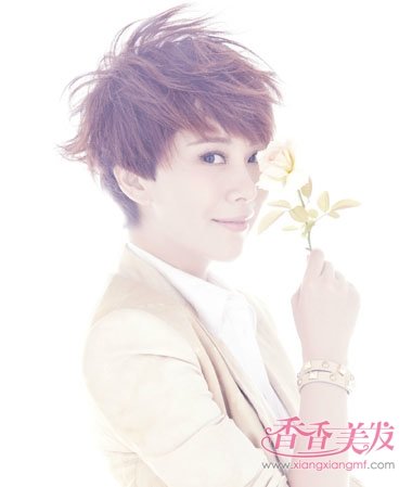 Ů����˧����װͷ��ô����ַ������� Ů�Ǽ򵥵���װͷ����Ůʿ�ǽ��ѧϰӴ