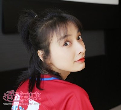 �������మ�ɡ�����¿�̷�Խ����Ů ���ʾ���ɰ�����Ķ̷�����