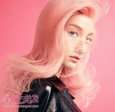 �������మ�ɡ�����¿�̷�Խ����Ů ���ʾ���ɰ�����Ķ̷�����