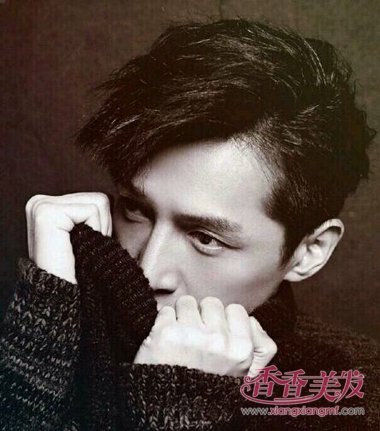 ����ͷ��������ô���ÿ� ������ͷ���ޱ߷���