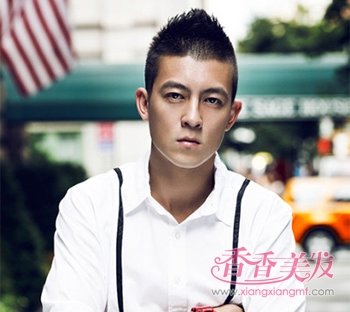 �ӵ�ͷȾ���ò��ÿ� Ⱦ����ɫͼƬ������ÿһ���ֵ�ó���