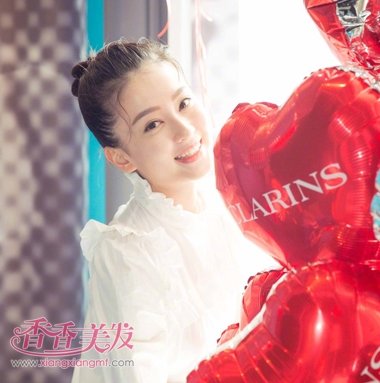 �Թ�Ů������������ͷ���������� �����ļ�����ͷ������IN