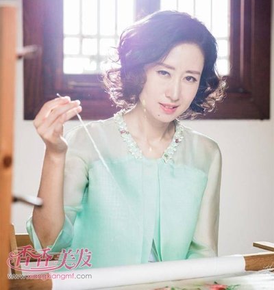 ��������2�������Ŷ���������Ϸ�� ������ʾ������Ů�����ʷ���