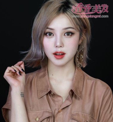 ��Ⱦ����ѧ�ӻ��� ����Ů���̷���ƯȾ