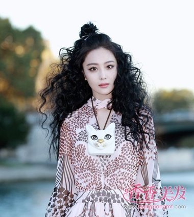 Ů����������������ͷ������ �����ͷ���������Ƚ�����