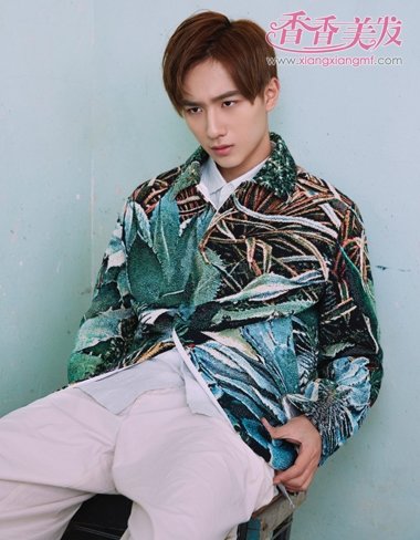 ��һ��С���������˧���� չ���п���ƫ�ַ����