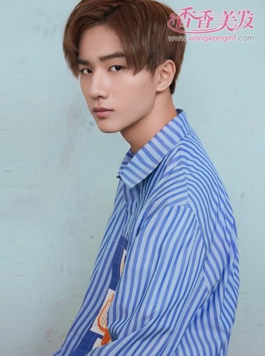 ��һ��С���������˧���� չ���п���ƫ�ַ����