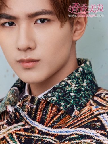 ��һ��С���������˧���� չ���п���ƫ�ַ����