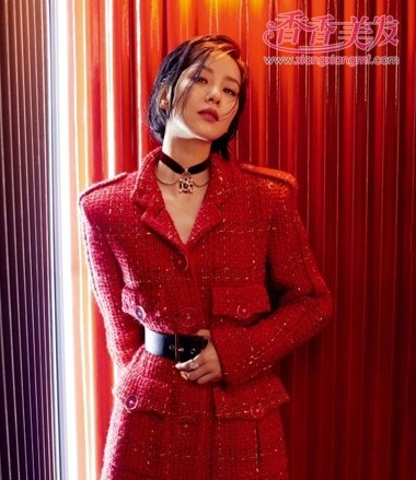 ��ʫʫ˧������� һͷ�̷�Ҳ��ɫ������