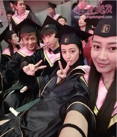 �����з�ֱ���ĵ����Ȱ� ���������Ȼ��Ů