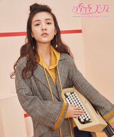 ��ٻ����ʫ���� ���������ഺ��Ů��