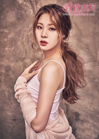 ����Ů��������д�� ɢ���������ʱ�л�