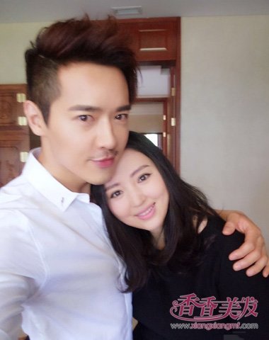 ���Ǹ�����ɹŮ������ ͷ���Ϸ��ļٷ��׳�����