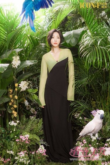 �Ը���Ů������Ҷ���� ��ױ�������ڸ��ַ���