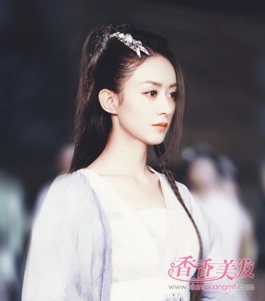 ���Ůū��Ůһ�Ż���Ư���� ����ӱ���Ǵ��ù�װ���ͼ򵥳�ɫ