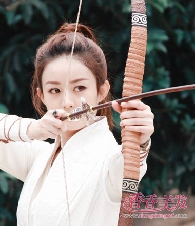 ���Ůū��Ůһ�Ż���Ư���� ����ӱ���Ǵ��ù�װ���ͼ򵥳�ɫ